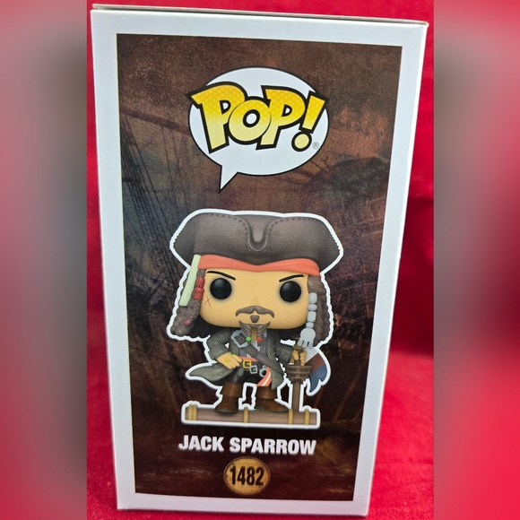 Jack Sparrow Specialty Series Funko # 1482 (Nib) With Pop Protector - Picture 6 of 7